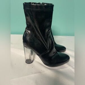 Forever black‎ patent leather boots with clear heels size 6 1/2